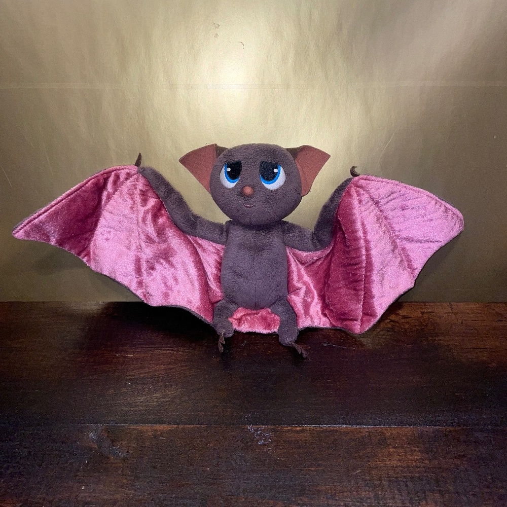 Hotel Transylvania Mavis‎ Bat Plush Toy Posable Bendable 16” Long Sony Pictures